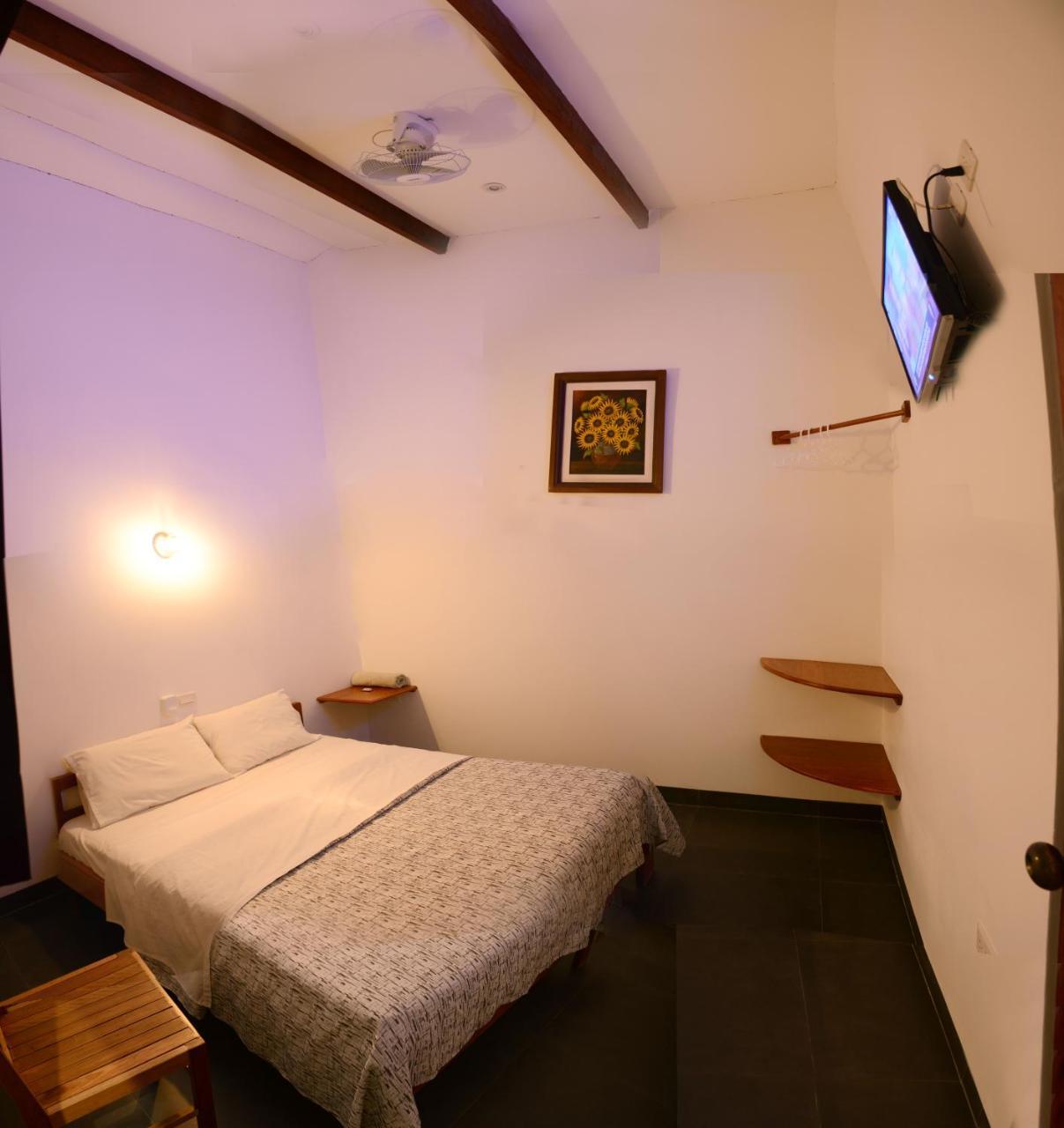 Hostal Casa Blanca Tarapoto Luaran gambar