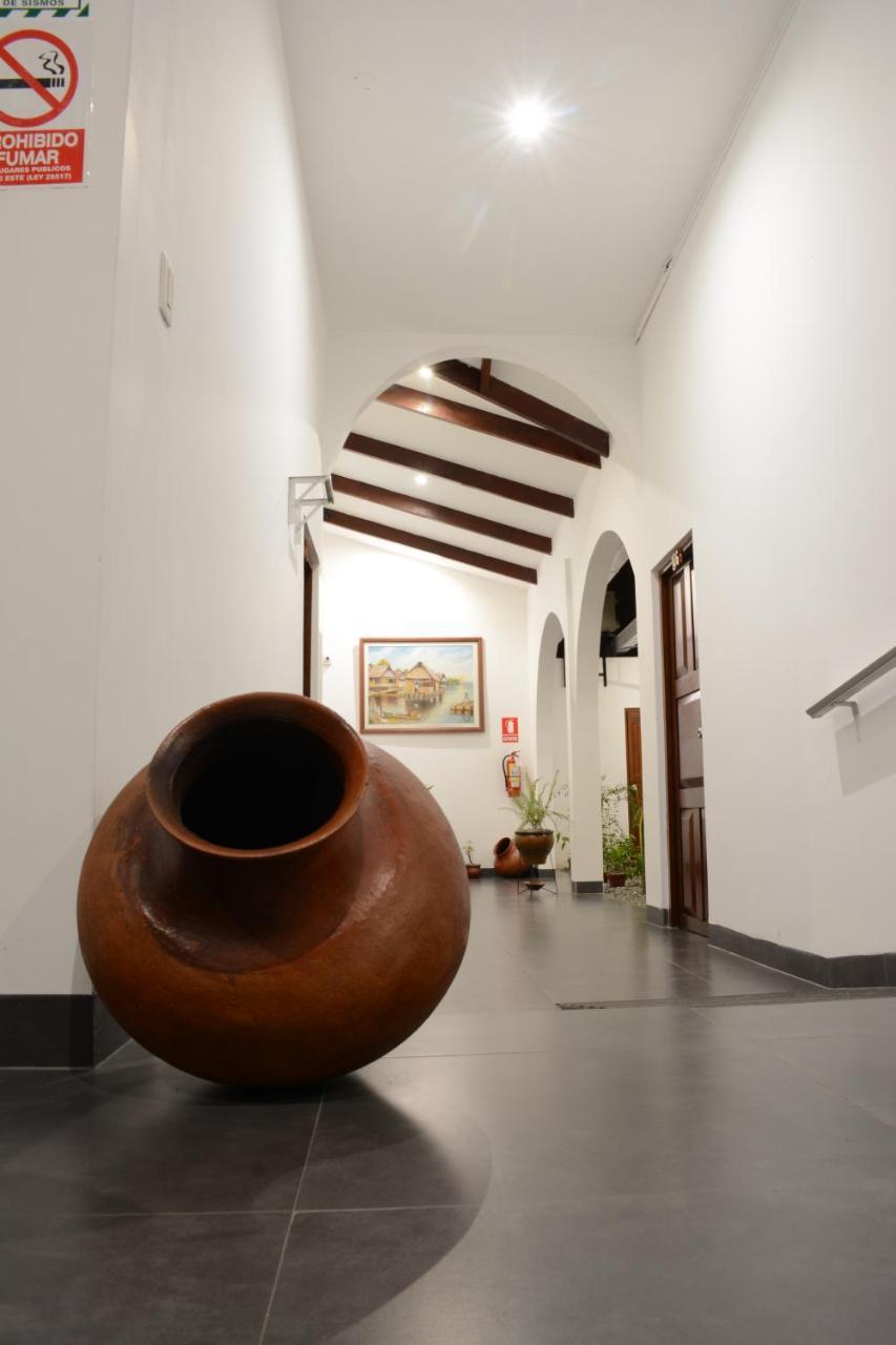 Hostal Casa Blanca Tarapoto Luaran gambar