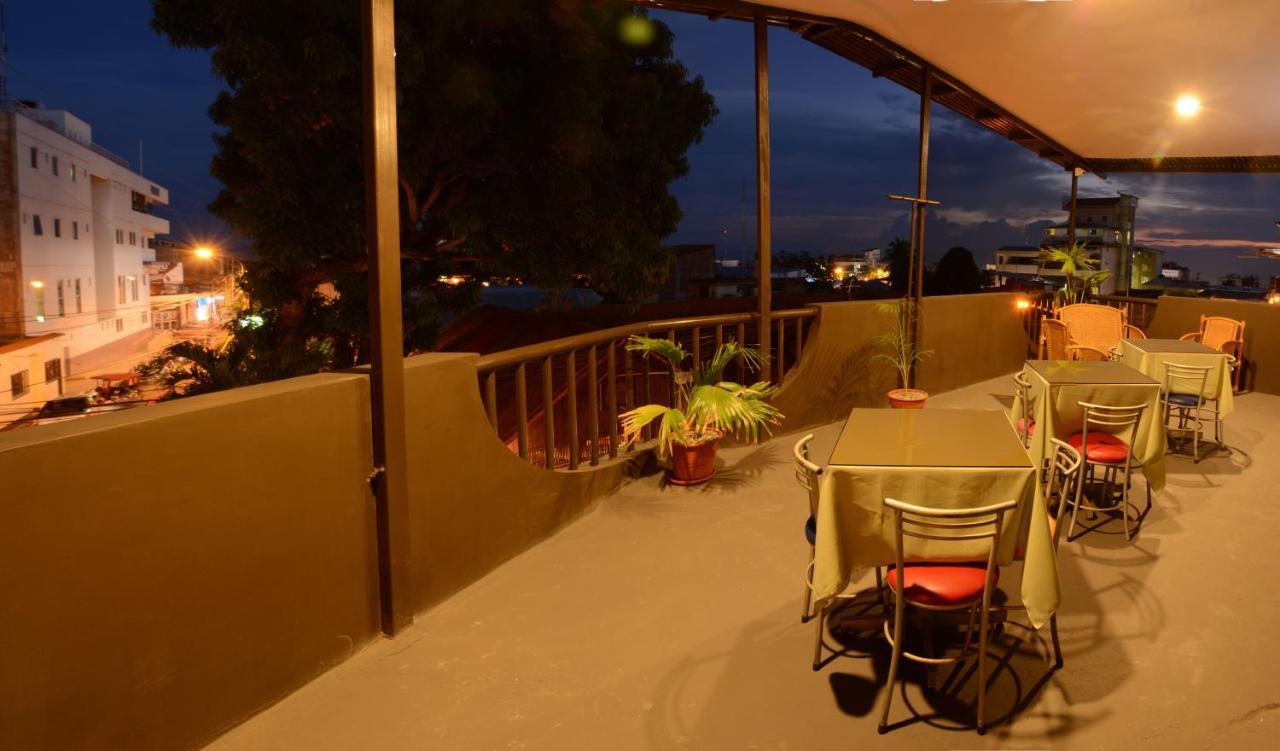 Hostal Casa Blanca Tarapoto Luaran gambar