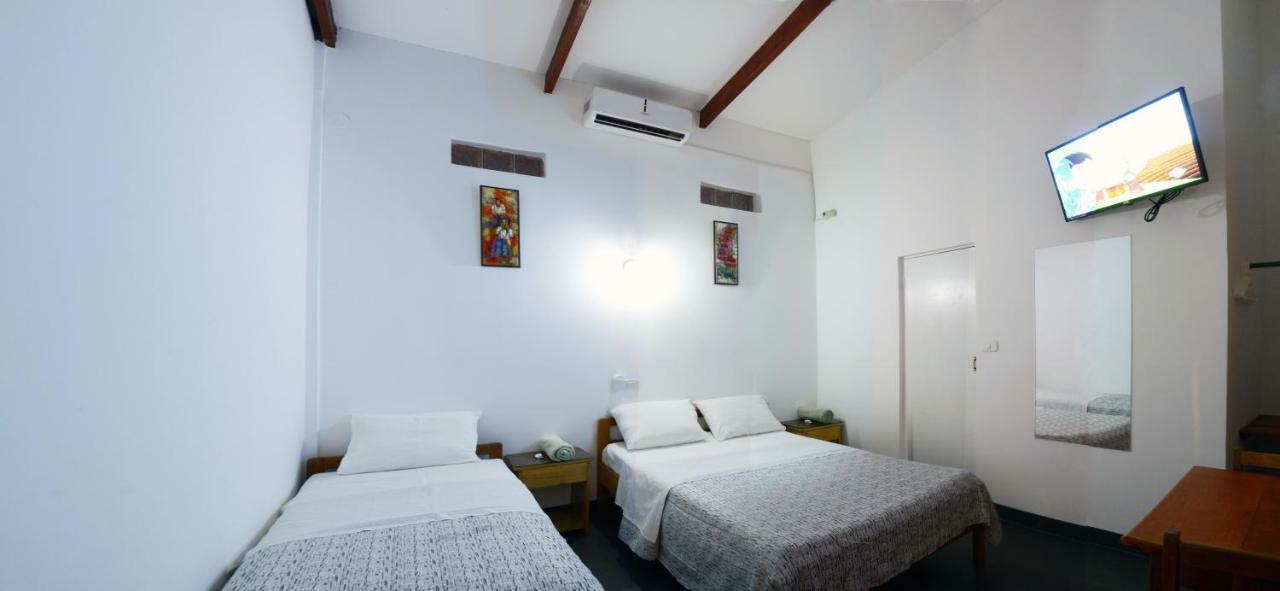 Hostal Casa Blanca Tarapoto Luaran gambar